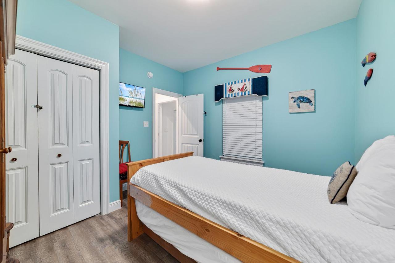Walk To Beach, Secluded, Gazebo With Grill, 1gig Wifi, Washer And Dryer, Games * Gulf Shores