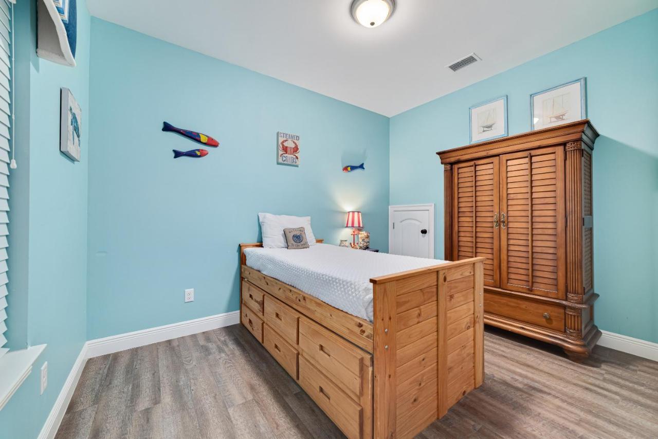 Ferienhaus Walk To Beach, Secluded, Gazebo With Grill, 1gig Wifi, Washer And Dryer, Games *
